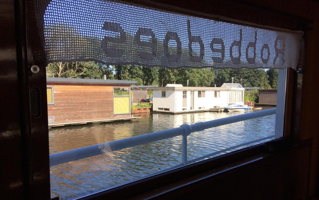 B&B Woonschip Robbedoes Amersfoort Eksteriør billede